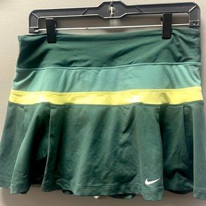 Nike dri fit skort